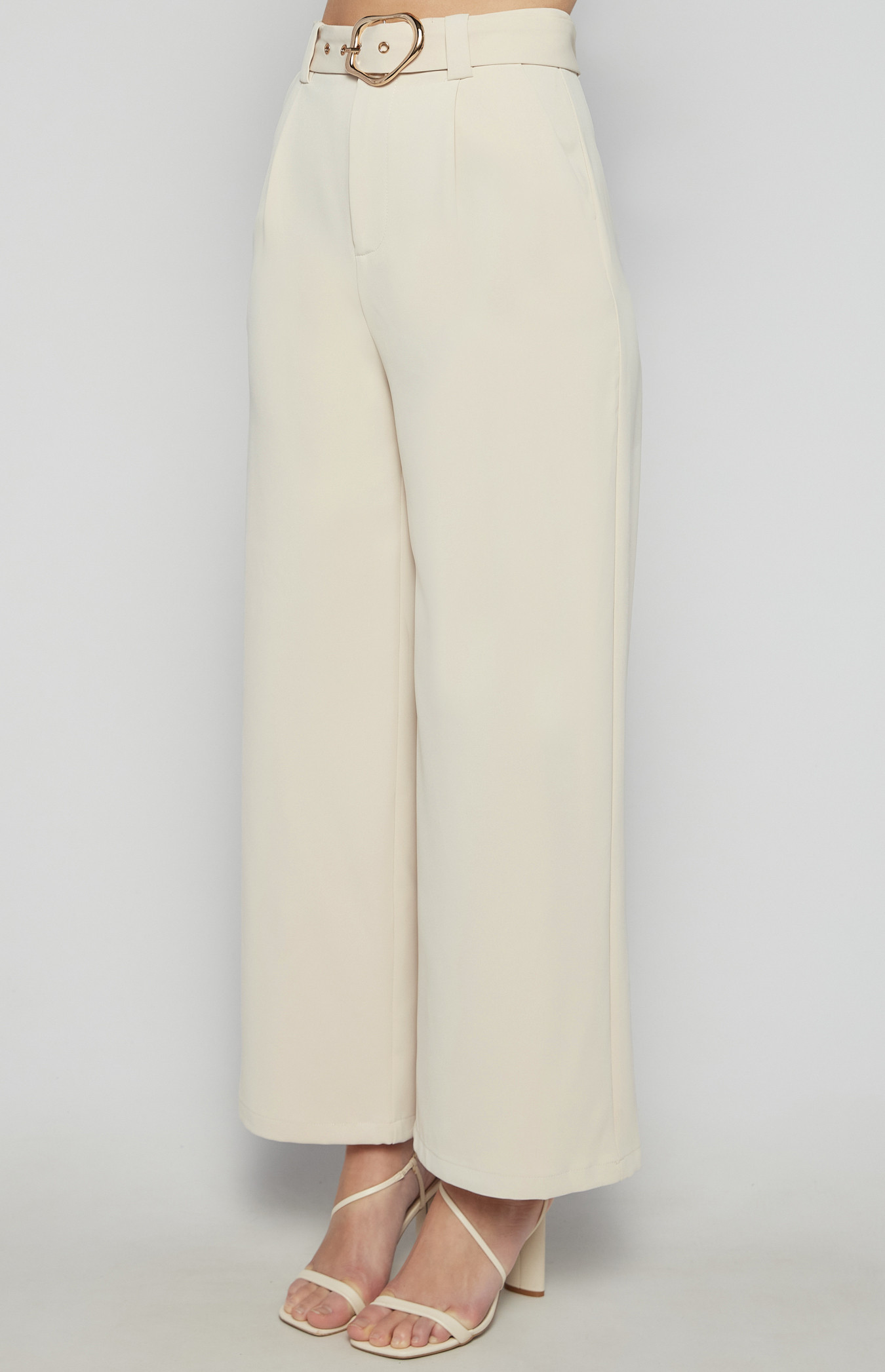 high waisted pants with belt