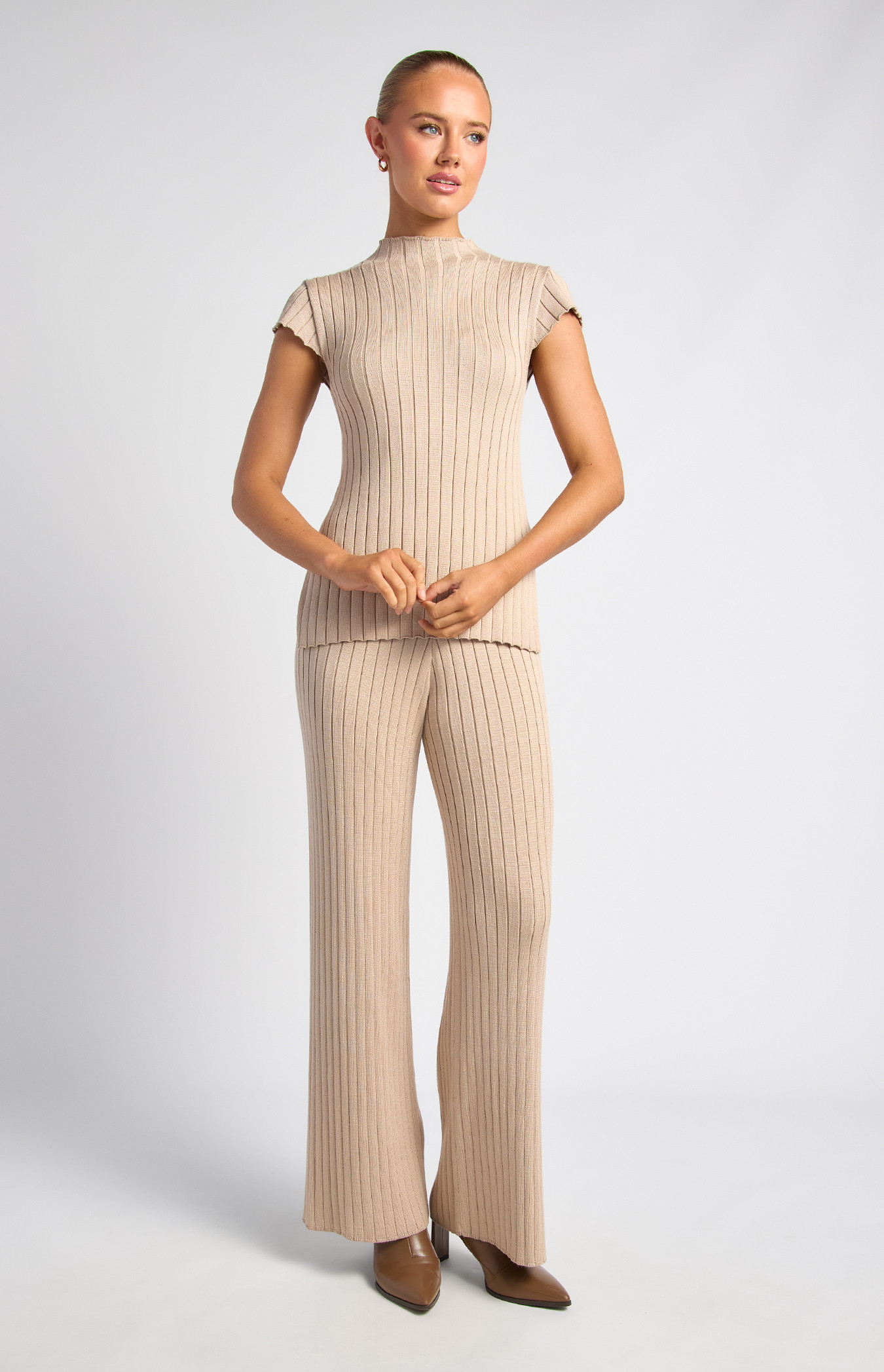 Wide Rib Knit Top And Pants Set (SKN962)