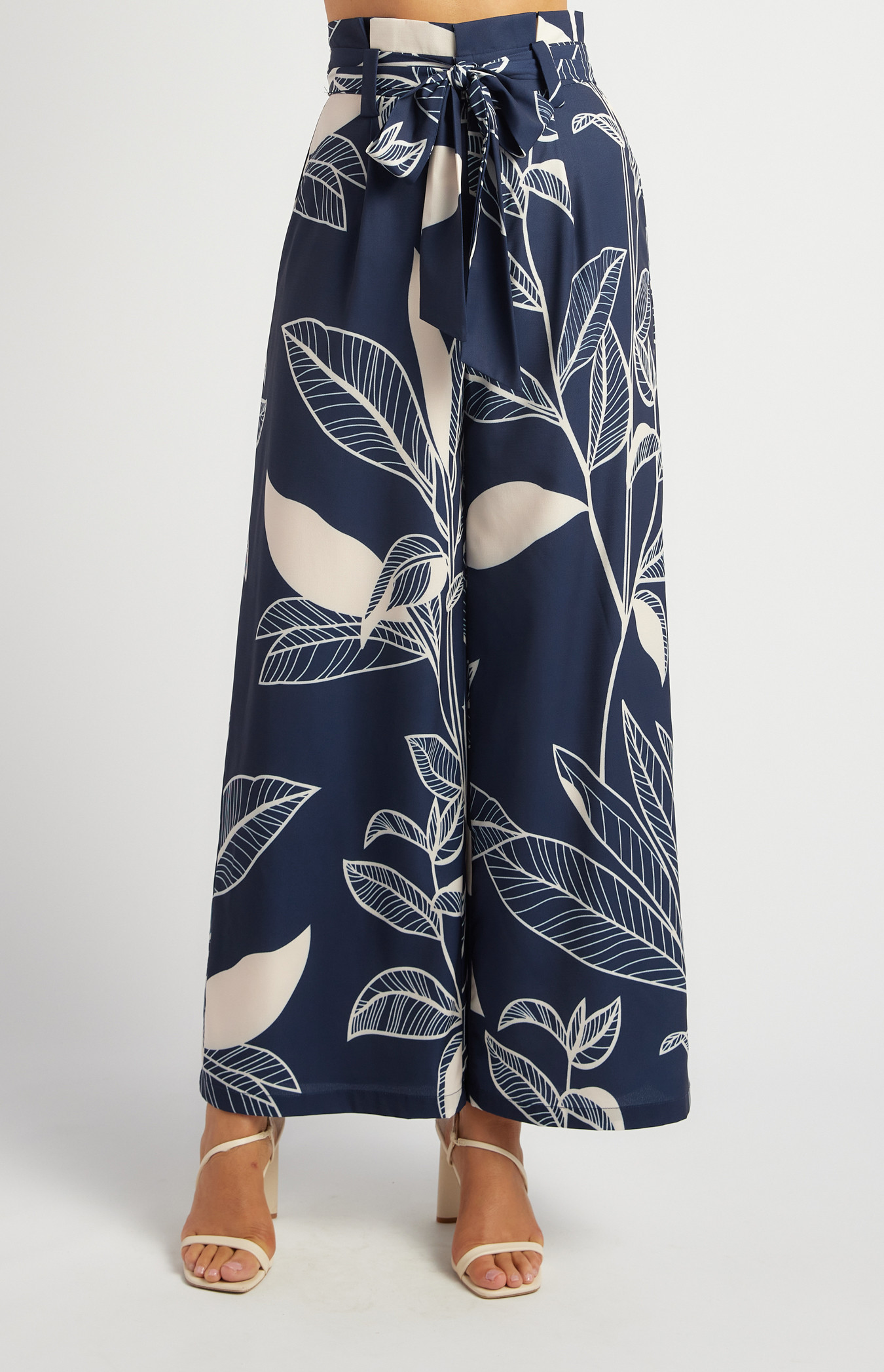 Leaf Print Paper Bag Waist Wide Leg Pants (SPA484B)
