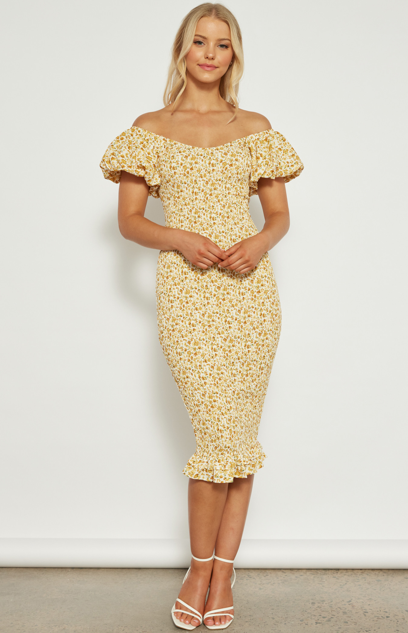 Ditsy Floral Ruffle Sleeve Shirred Midi Dress (WDR672A)