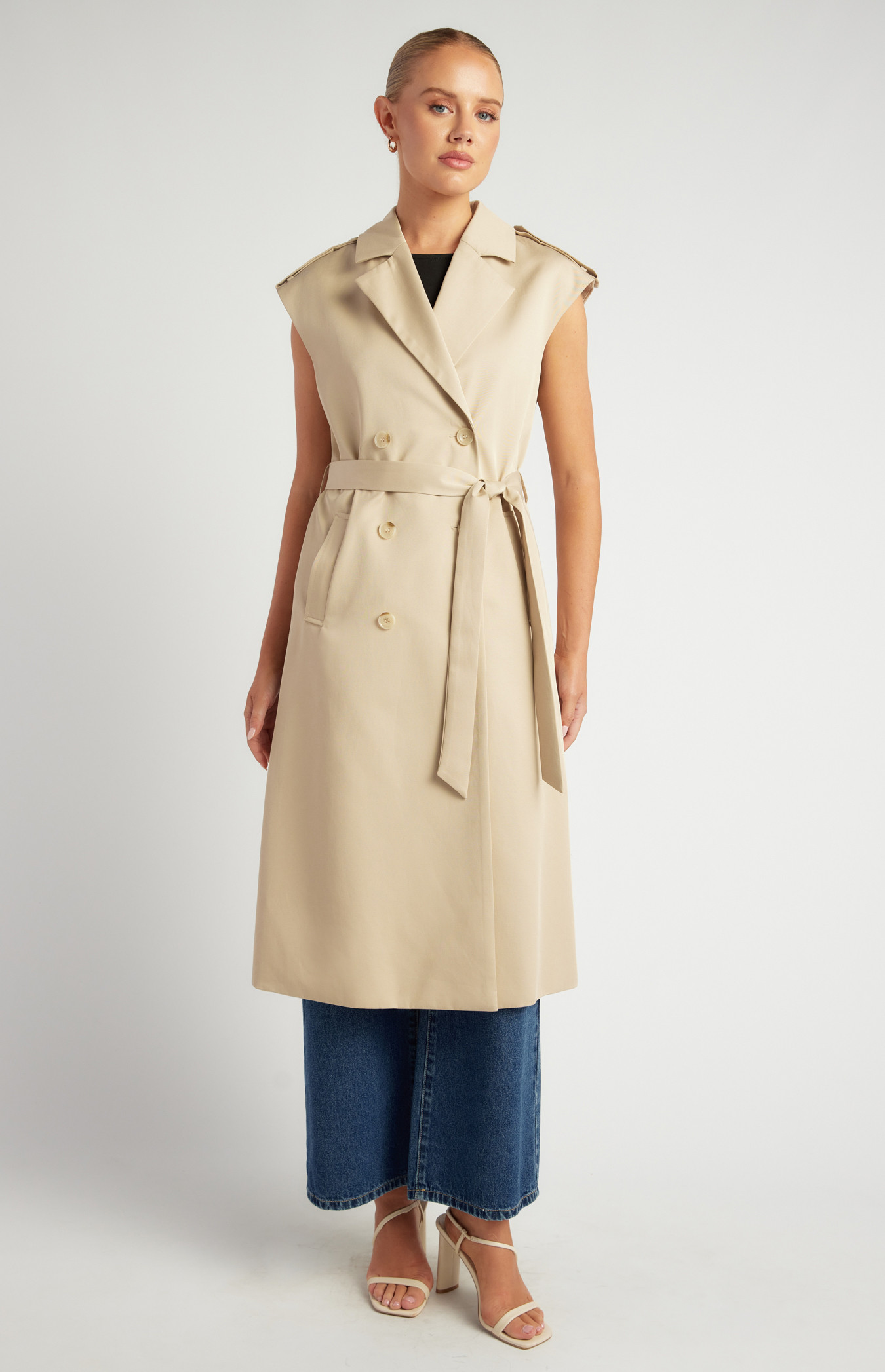 Sleeveless Vest Trench Coat with Shoulder Tabs and Button Details (WJT242B)