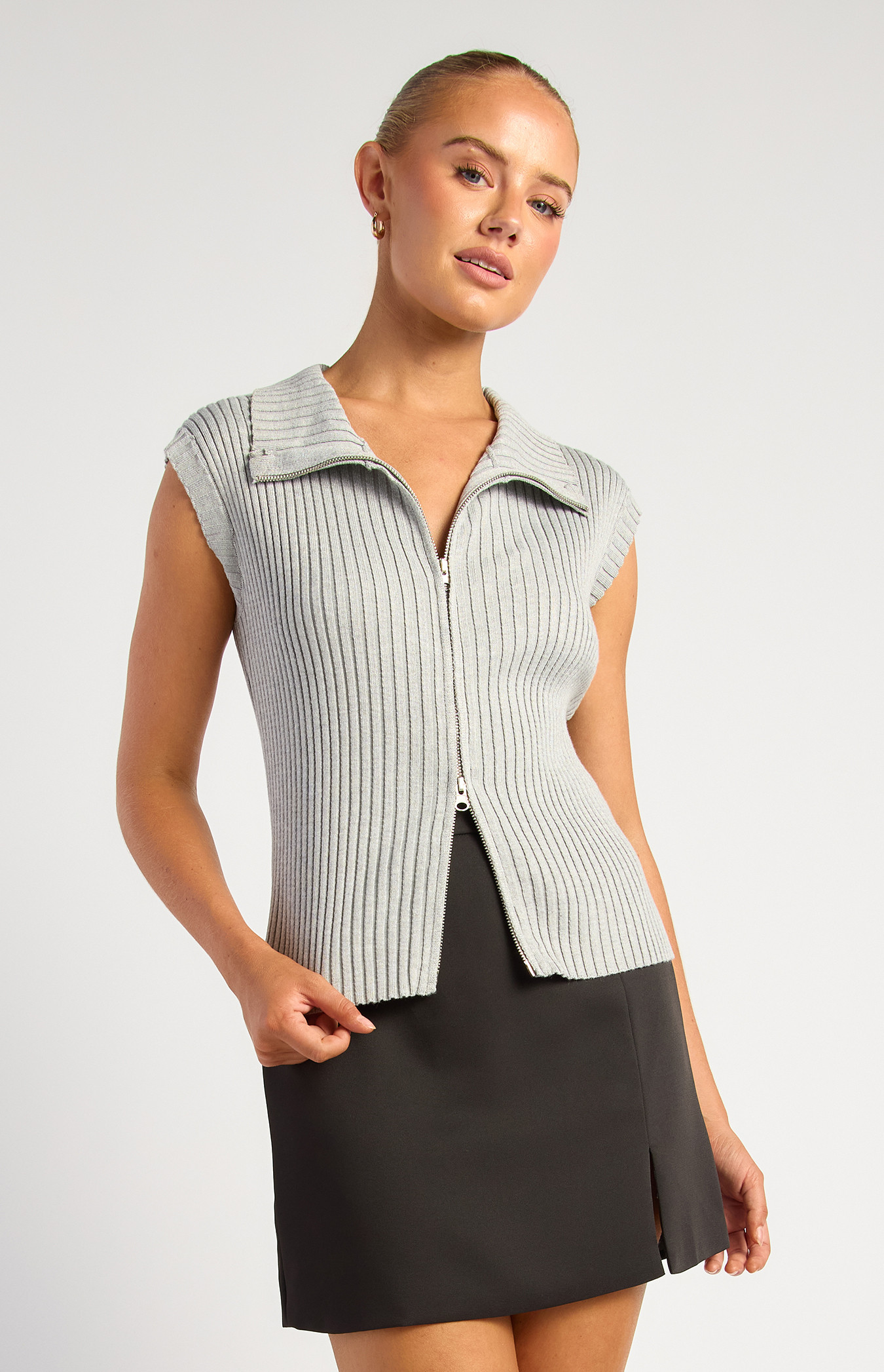 Two Way Zip Cap Sleeves Knit Top (WKN860)