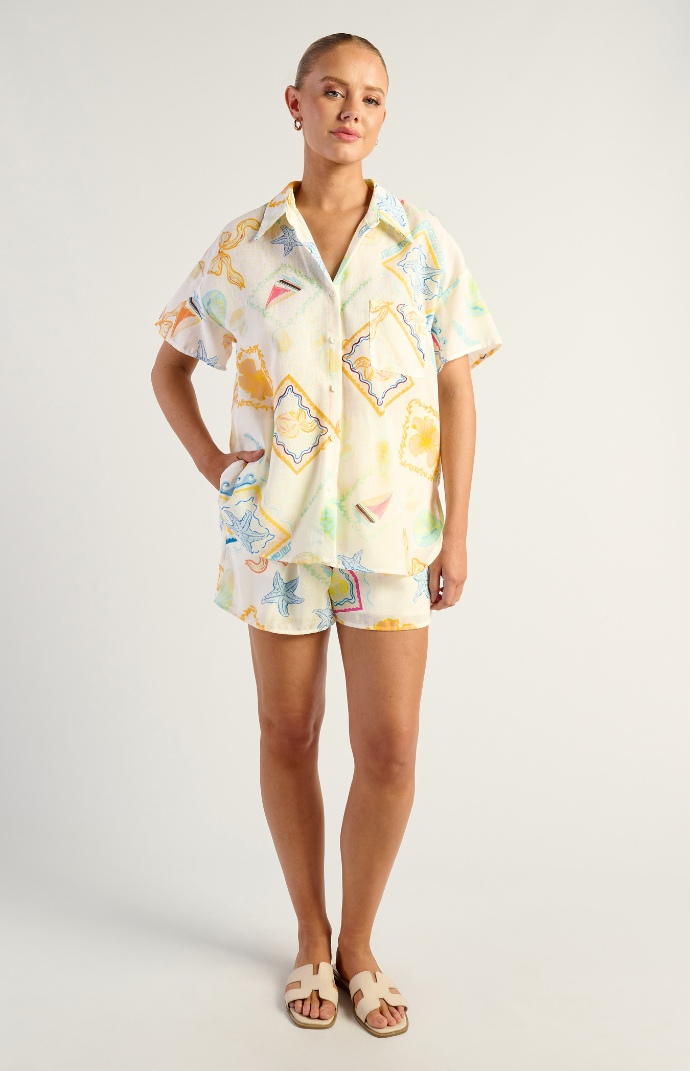 Faux Linen Sea Shell Print Set With Shirt And Elastic Shorts (WSE277-5A)