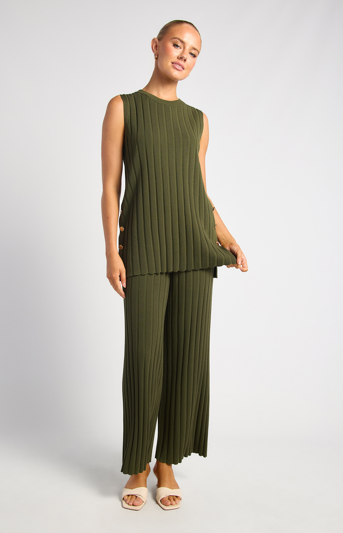 Wide Rib Knit Sleeveless Top And Pants Set (SKN975)