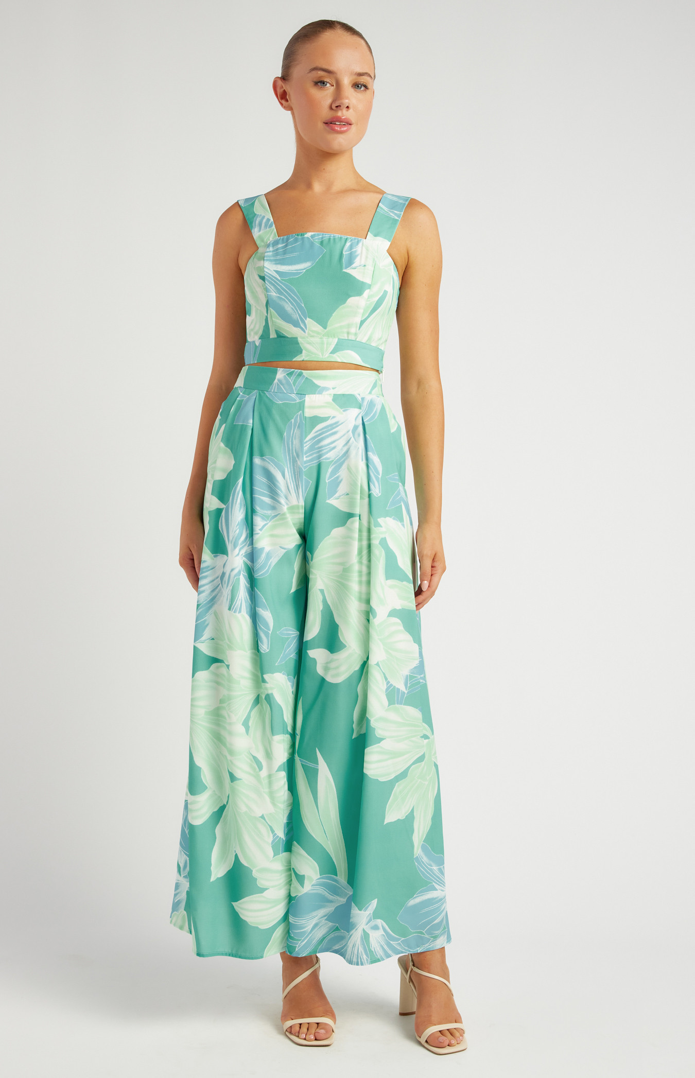 Floral Mesh Top and Pleated Pant Set. main image 0