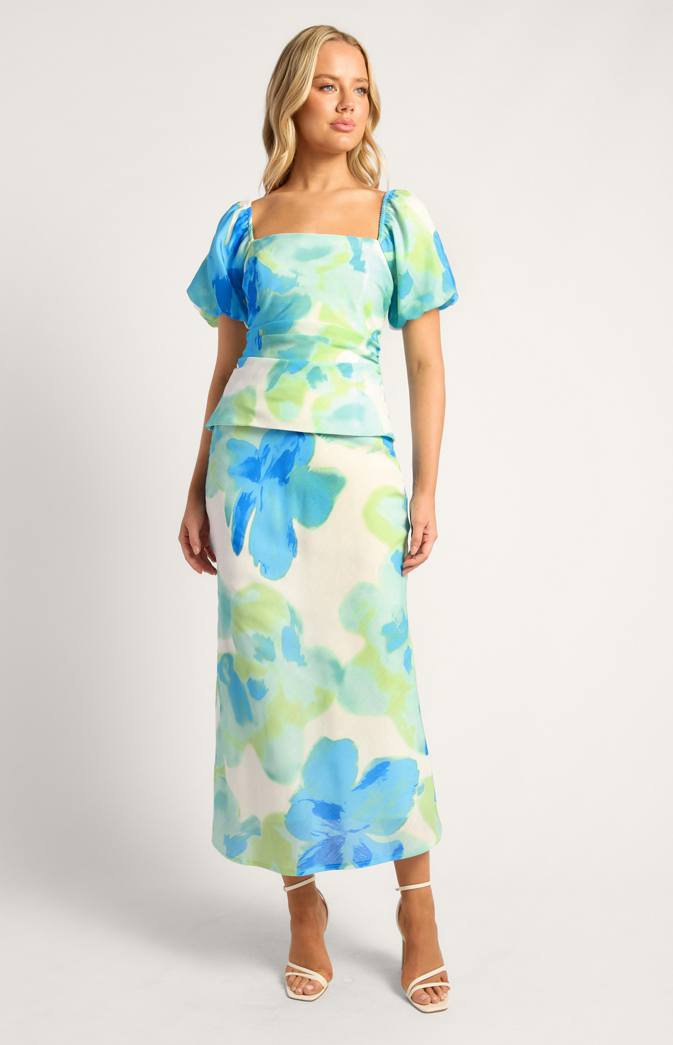 Island Floral Print Top And Skirt Set (SSE523A)