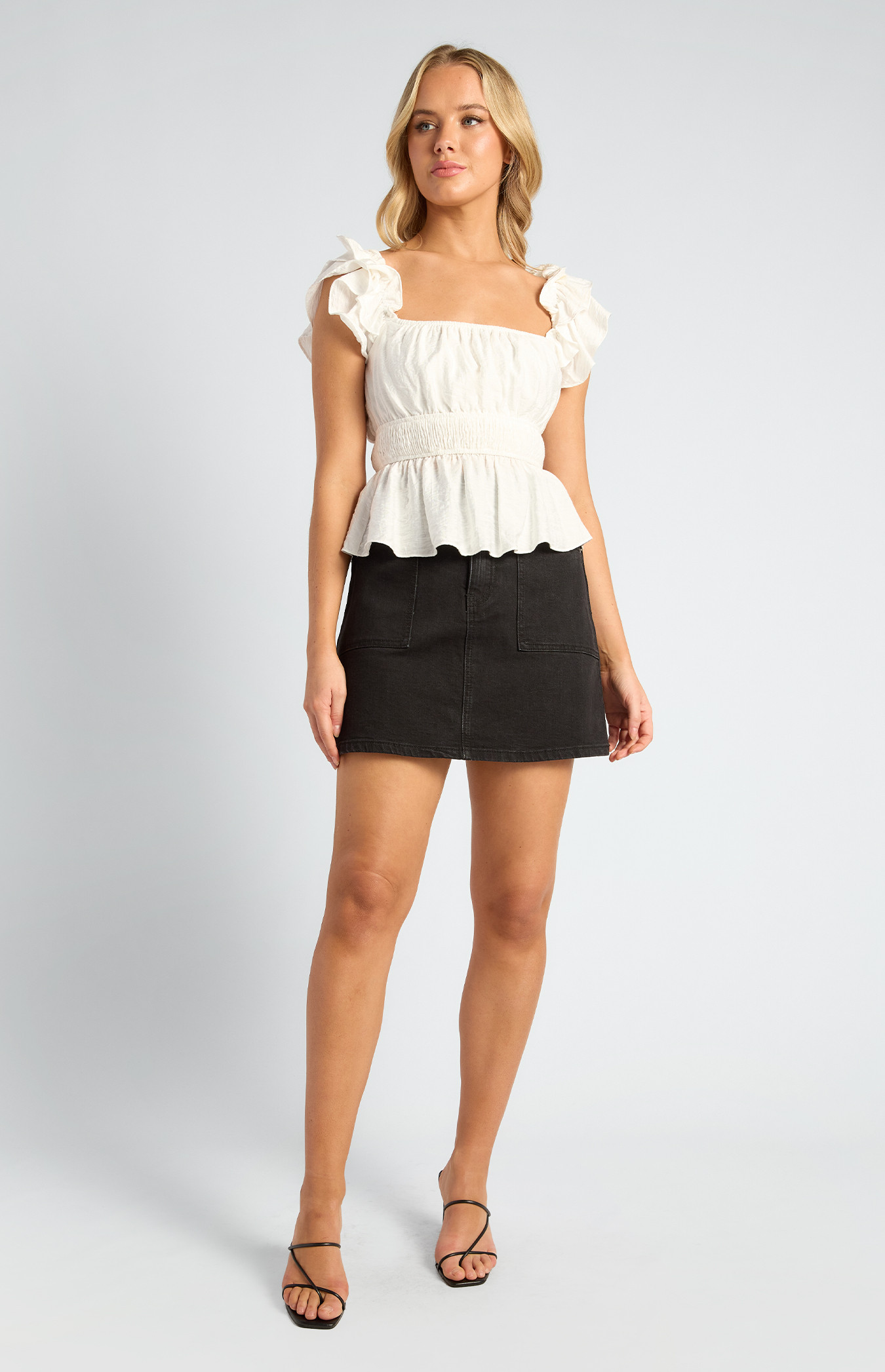 Patch Pocket Detail Denim Mini Skirt (WDM642)