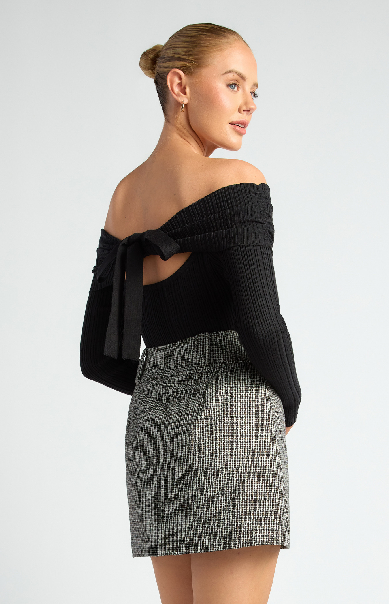 Off The Shoulder Tie Back Knit Top (WKN764)