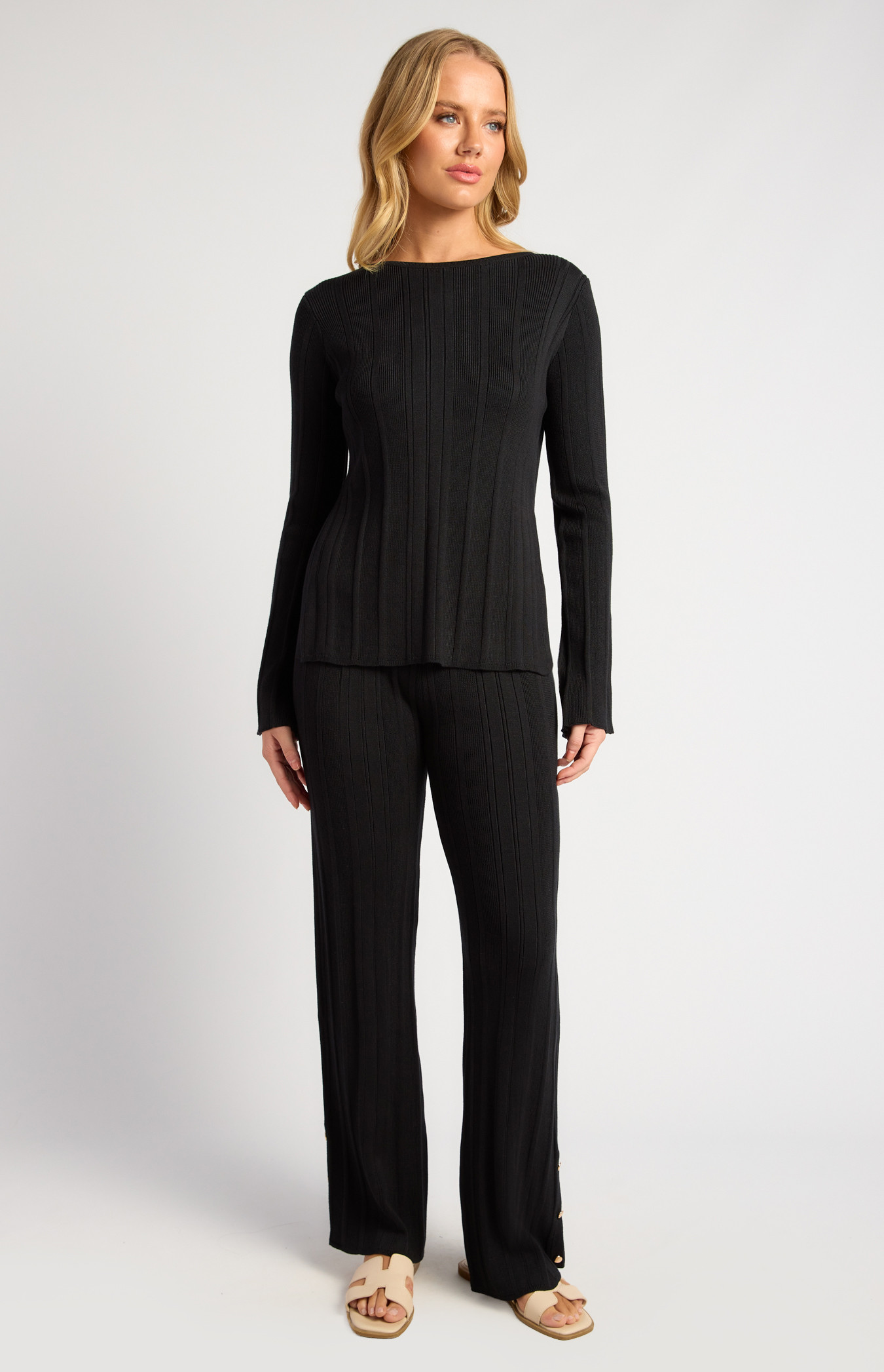 Wide Rib Gold Button Detail Knit Pants (WKN826)