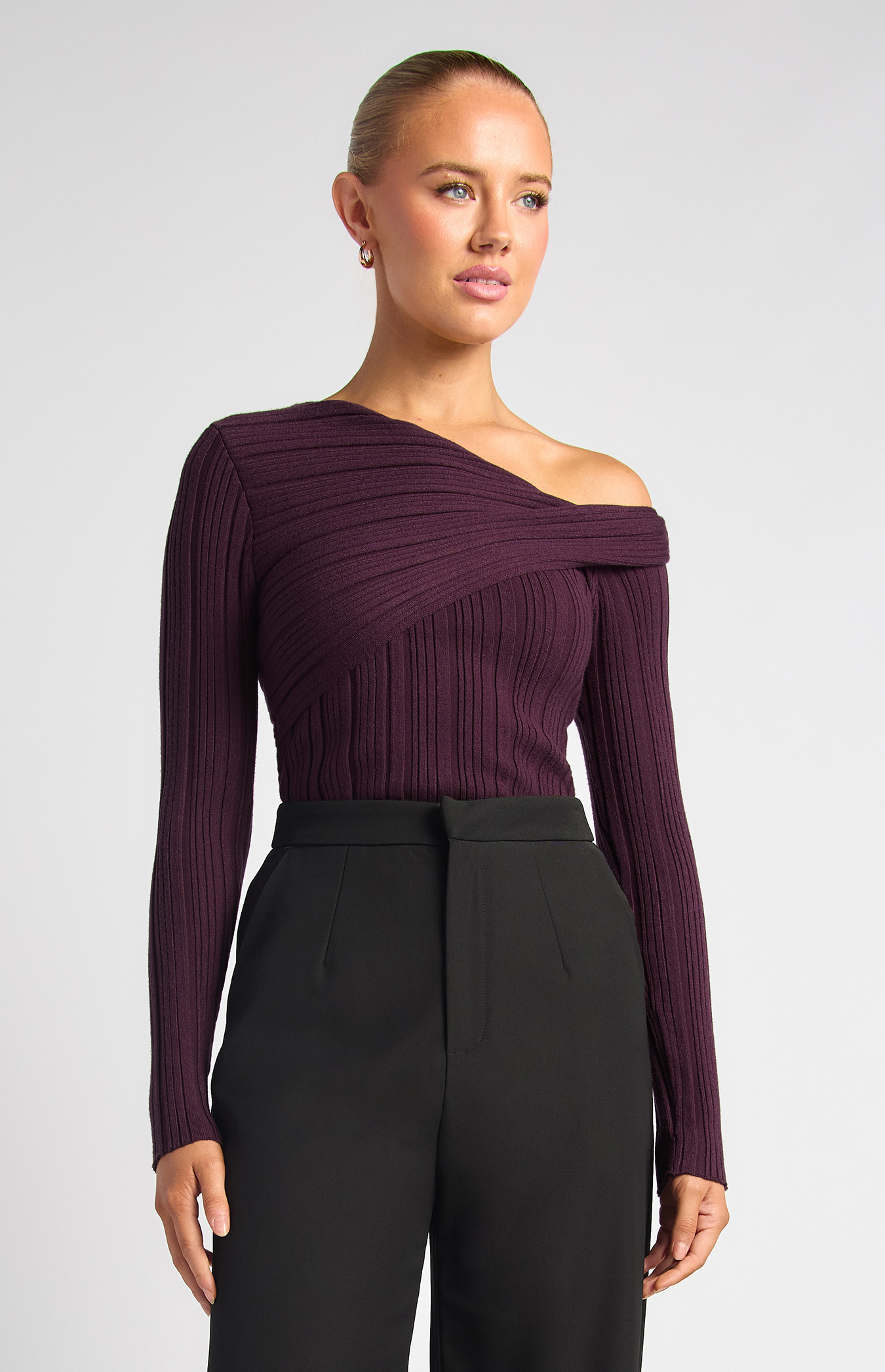 Side Gold Ring Asymmetric Neckline Knit Top (WKN865)