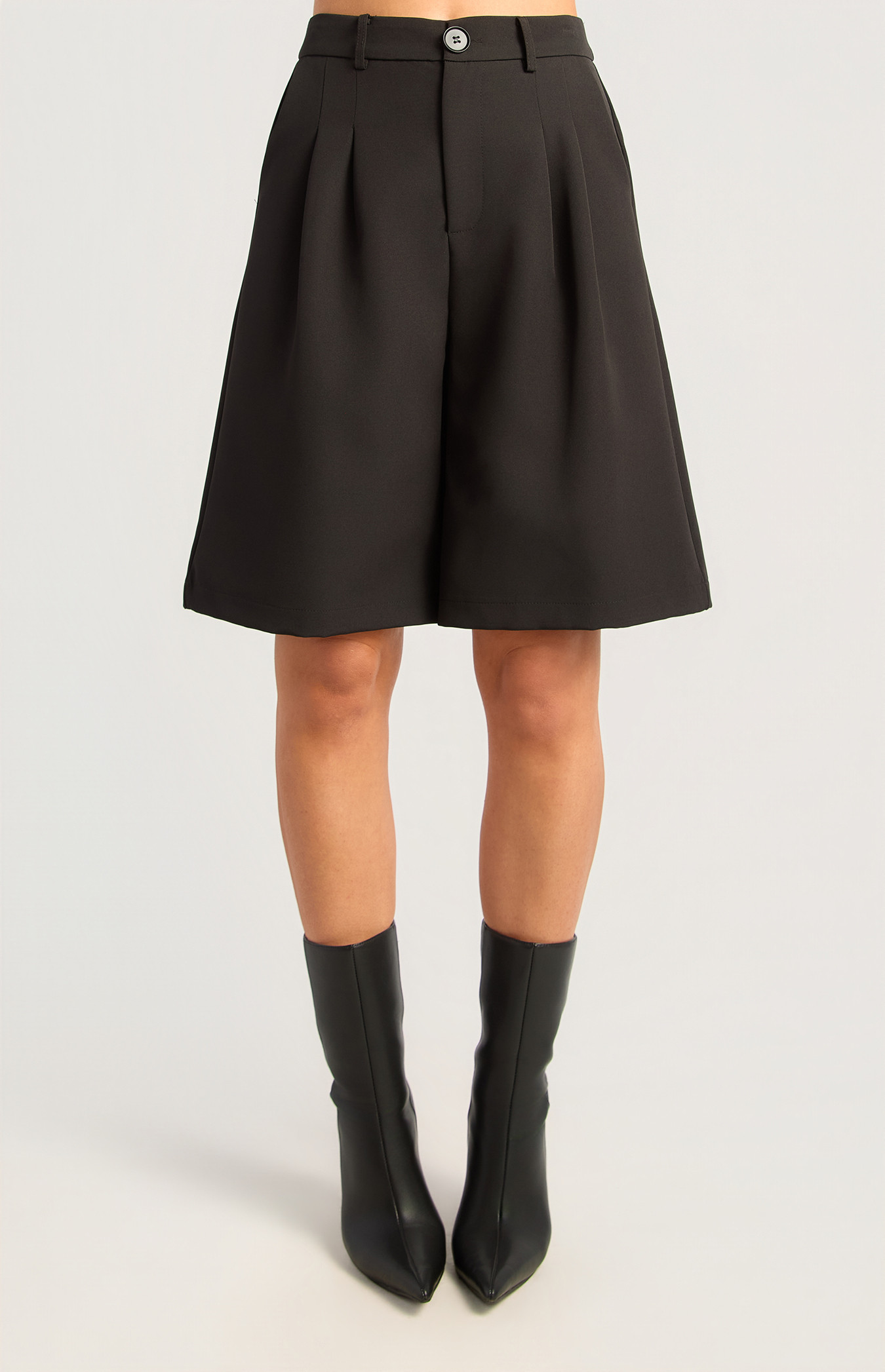 Bermuda Long Line Shorts With Elastic Back Detail (WPA363B)