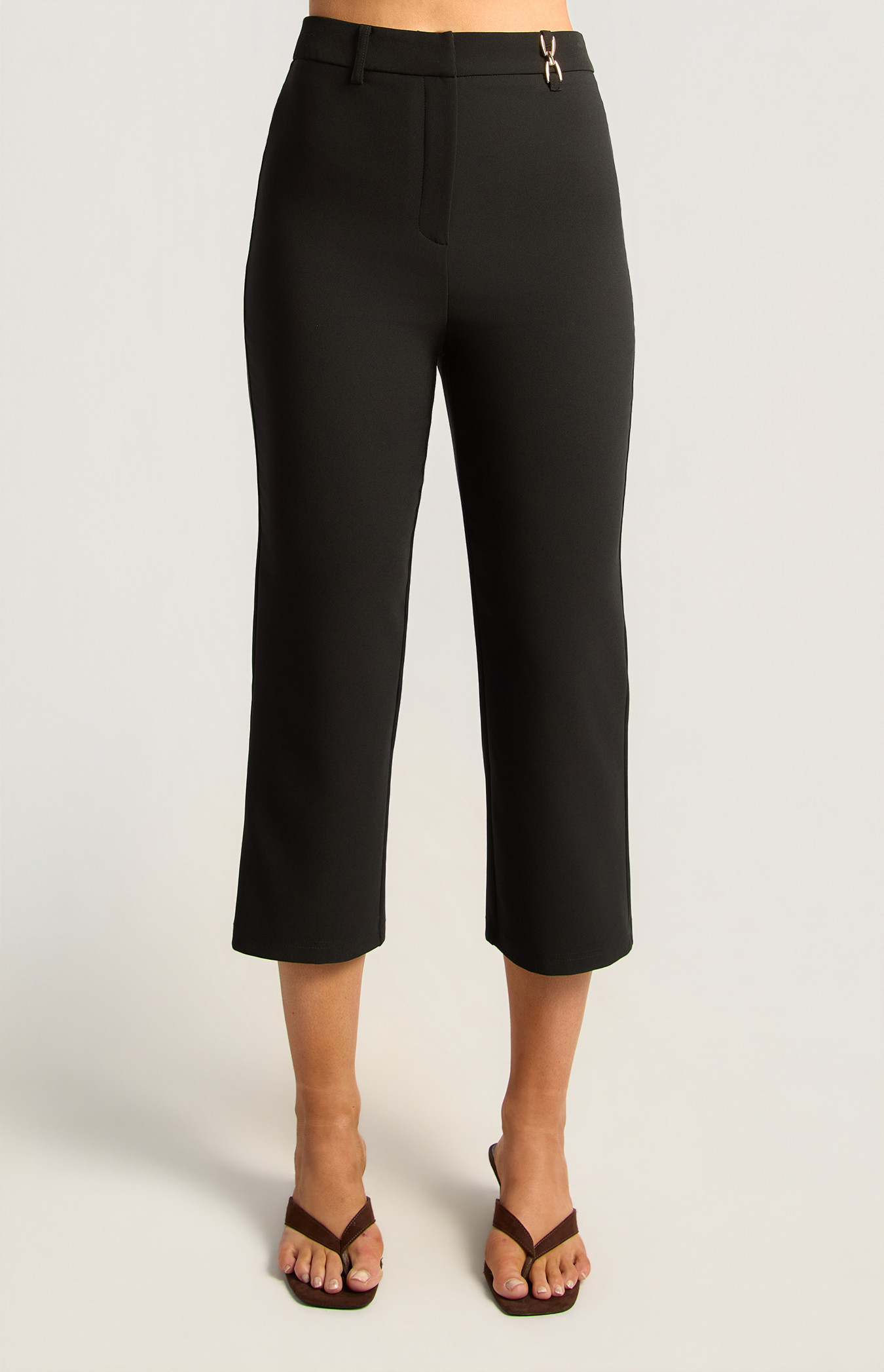 Front Seam Gold Hardware Detail Capri Pants (WPA365B)