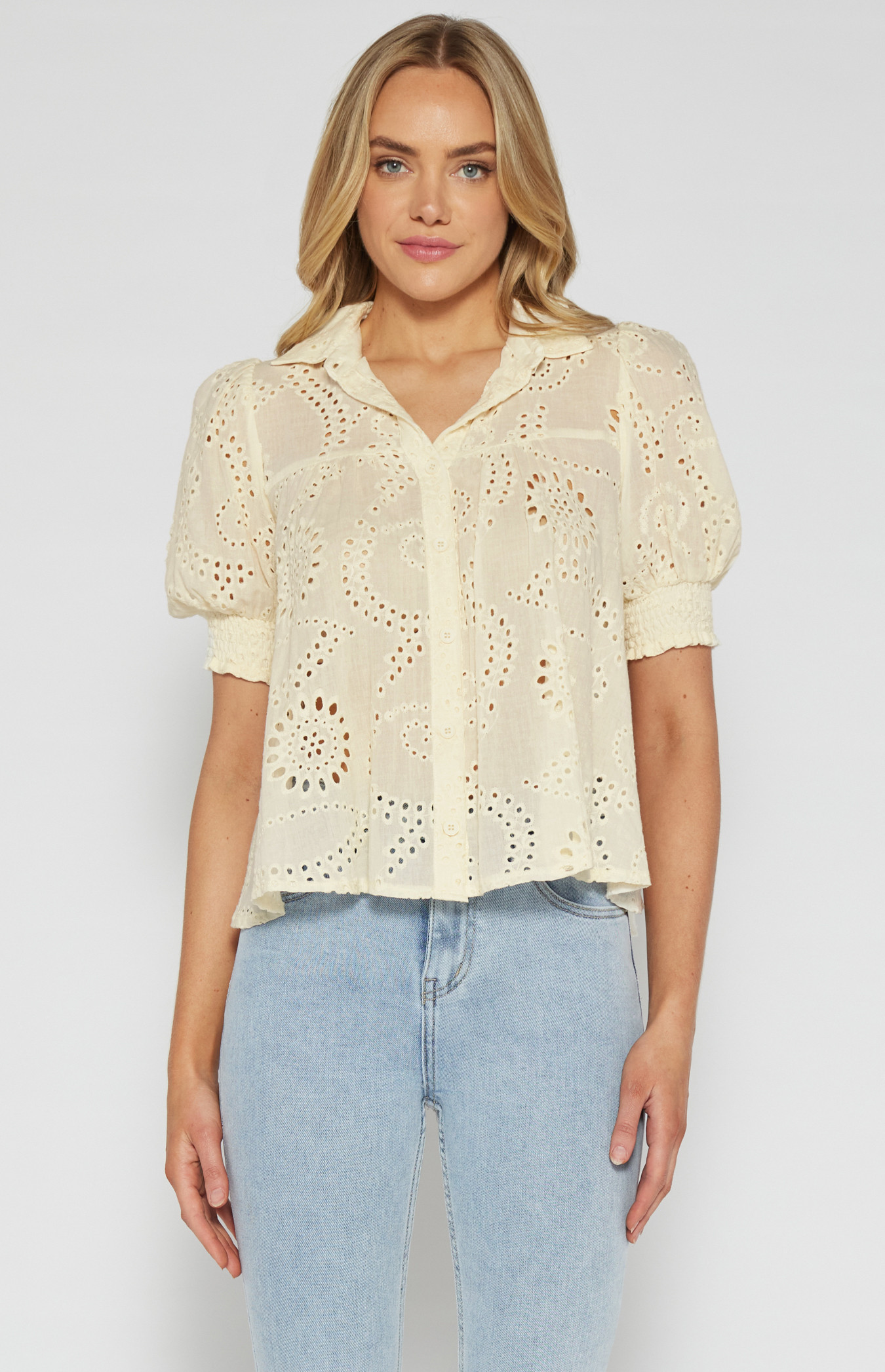 Cotton Embroidery Front Button Up Shirt (WTO609B)