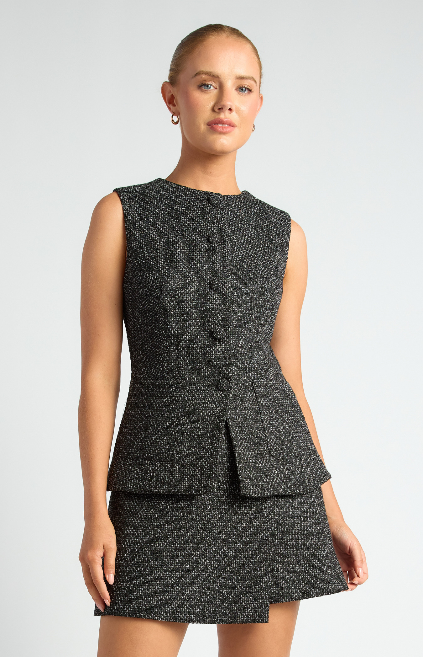 Tweed Vest with Self Fabric Buttons and Patch Pockets (WTO649B)