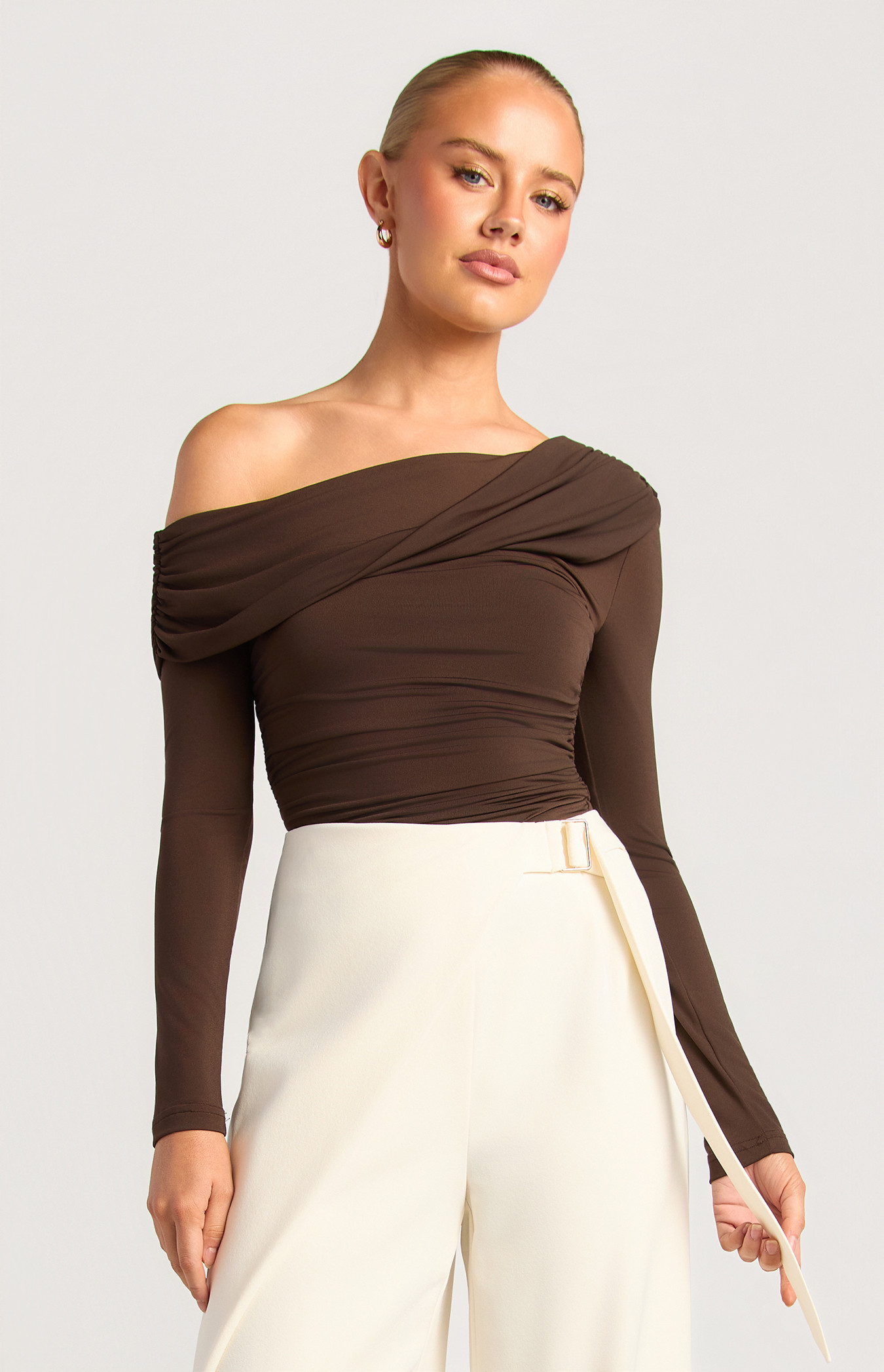 Asymmetric Shoulder Ruched Detail Jersey Top (WTO845B)